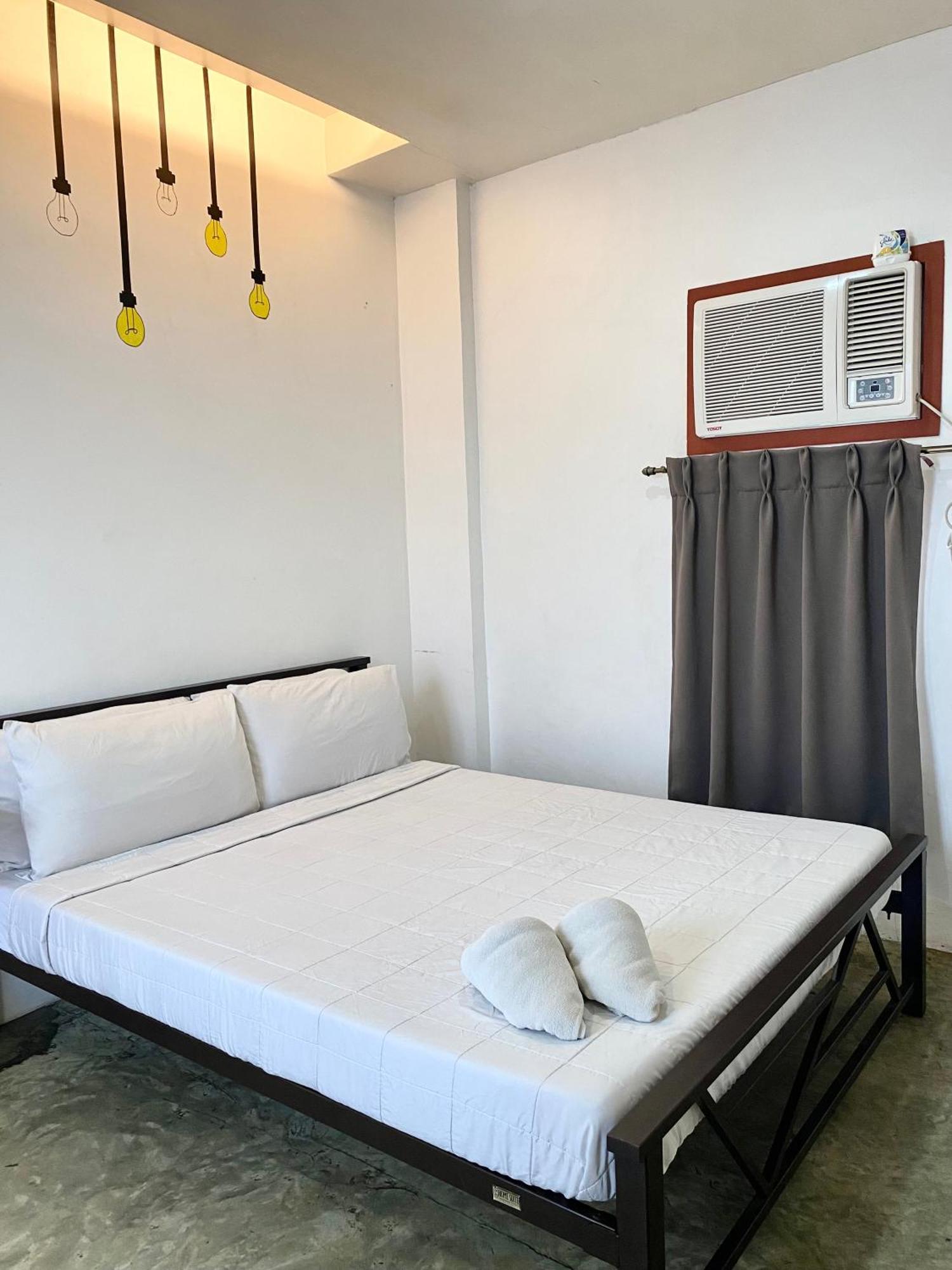 The Pocket Hotel Lapu-Lapu City Exterior photo